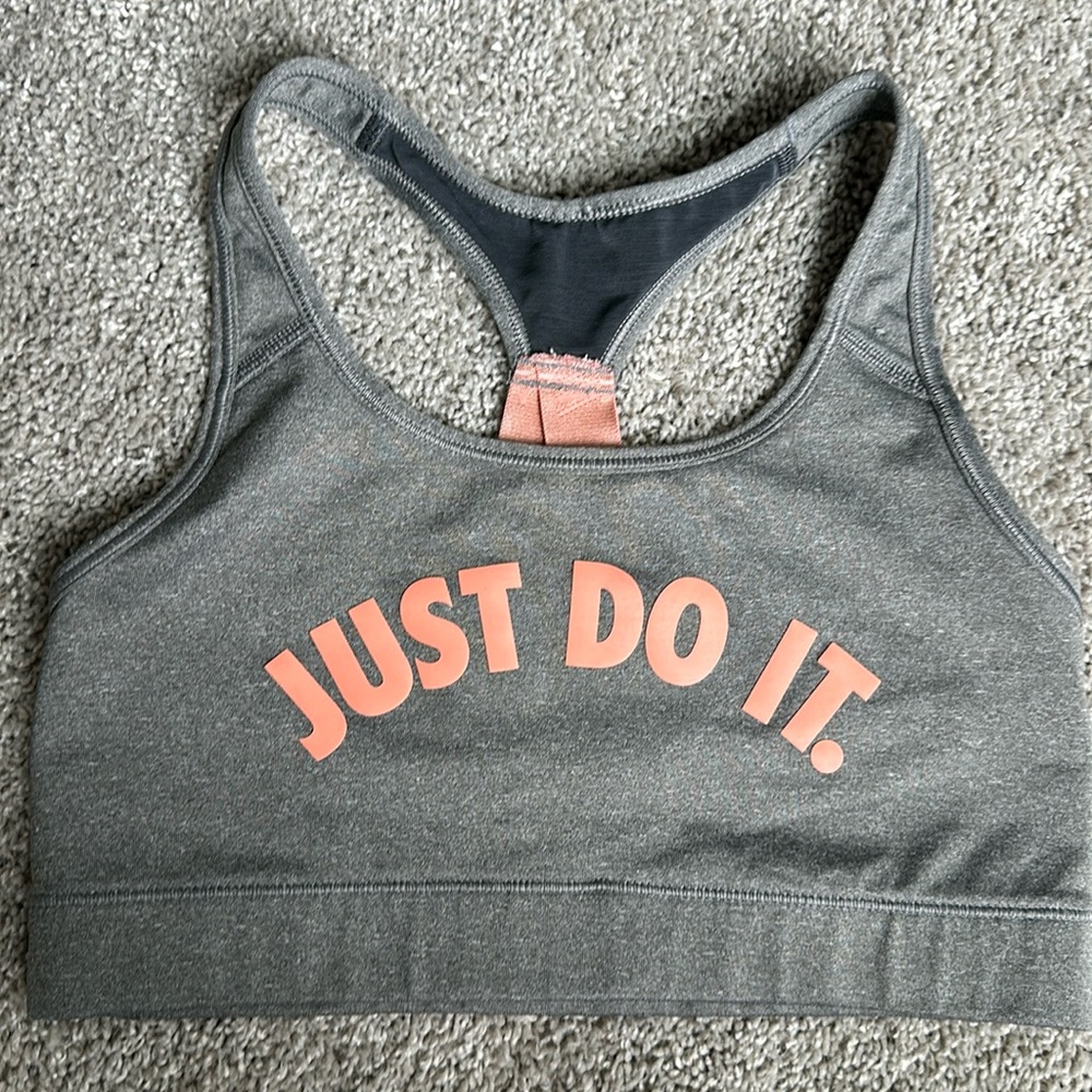 Nike dri fit sports bra. Size medium